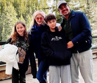 Bobby Ghassemieh with his wife Jennifer Gareis and children